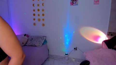 Sarah .. online show from November 22, 10:40 pm