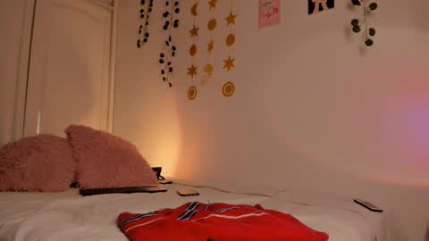 Sarah .. online show from February 3, 8:46 pm