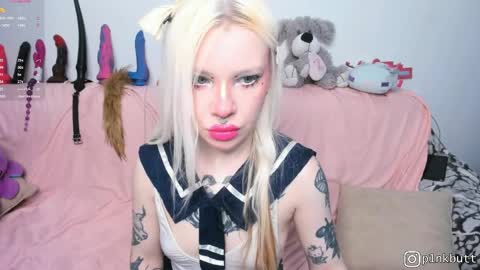 Helen Goat online show from June 2, 3:30 am