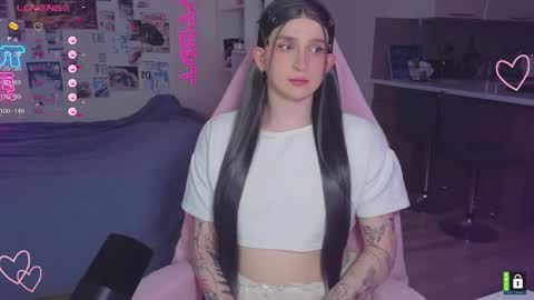 pinkvenom_ online show from May 24, 4:13 pm