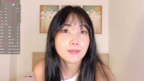 Polly online show from April 21, 9:05 am