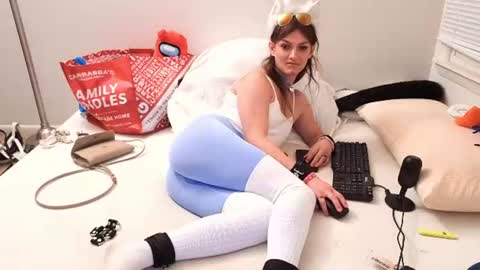 pinkylovefox online show from July 20, 3:09 am