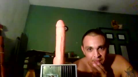 Snapshot of piratefuckinradioshow chatting on October 1, 9:08 am piratefuckinradioshow online show from October 1, 9:08 am