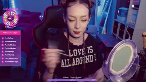 Snapshot of pirrate chatting on October 25, 10:58 am Pirate Coco online show from October 25, 10:58 am