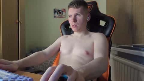 Pierre online show from December 20, 3:31 pm