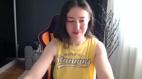 piscesgirl06 online show from March 9, 7:24 am