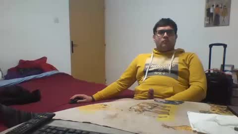 Pisellatore96 online show from October 12, 10:22 pm