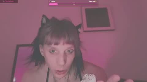 pixie_praxis online show from February 8, 12:39 pm