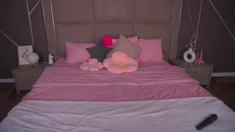 pixiehott online show from February 3, 10:03 pm