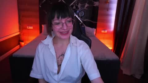 Snapshot of pixiepeachh chatting on September 25, 12:56 pm pixiepeachh online show from September 25, 12:56 pm