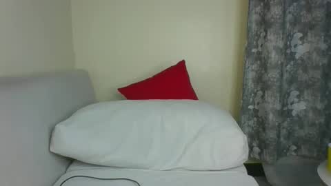 Snapshot of pixietease1 chatting on September 11, 7:37 pm pixietease1 online show from September 11, 7:37 pm