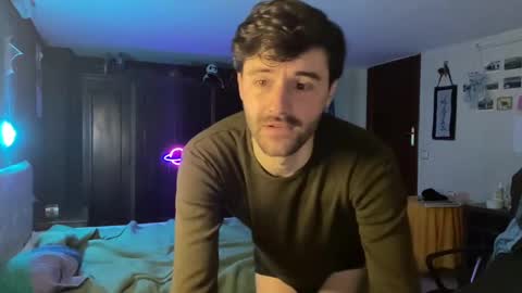 Snapshot of placebo14 chatting on December 18, 10:13 pm placebo14 online show from December 18, 10:13 pm