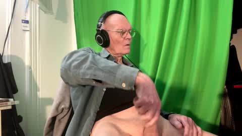 STC online show from January 3, 4:00 am