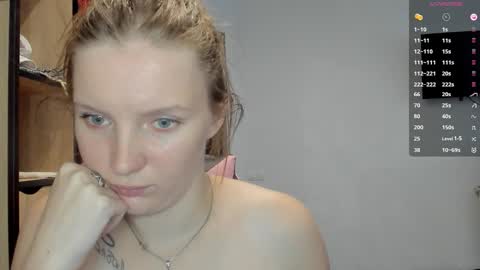 Snapshot of playful_mary chatting on September 20, 10:29 am Masha online show from September 20, 10:29 am