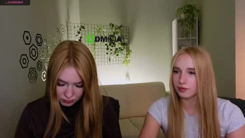 Sophie online show from February 3, 2:53 am