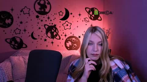 Sophie online show from May 15, 7:32 pm