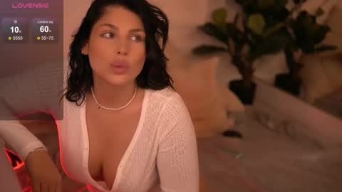 playfulavalyn online show from September 24, 2:07 am