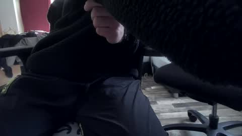 Snapshot of plboy23 chatting on October 19, 11:04 am Hello ask me . Im glad to see you here in my room. Welcome PVT is open online show from October 19, 11:04 am