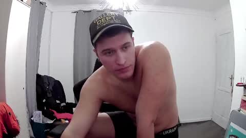 plkrisztian online show from April 5, 10:51 pm