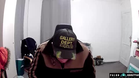 plkrisztian online show from February 18, 12:54 am