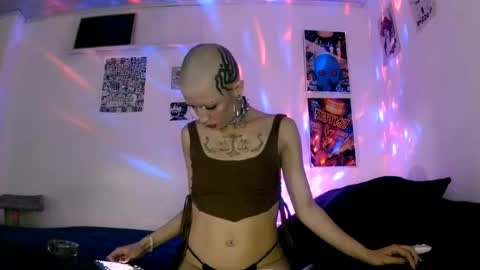    online show from May 22, 1:34 am