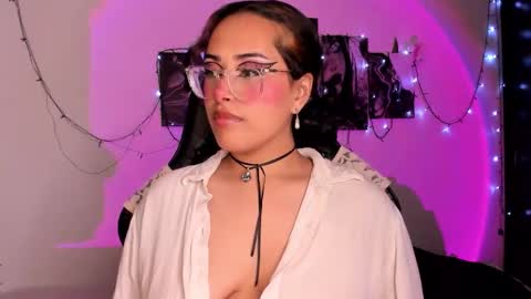 Willow                      Hours 12pm to 630pm Colombian time FRIDAY AND SUNDAY FREE DAYS online show from November 26, 5:32 pm