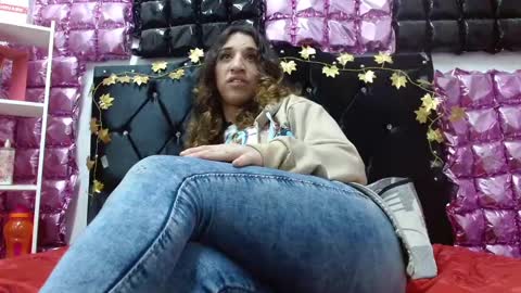 Snapshot of poisondost_hot chatting on September 10, 11:22 am Aleja online show from September 10, 11:22 am