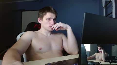 Poliglotjoe2 online show from February 18, 11:48 pm