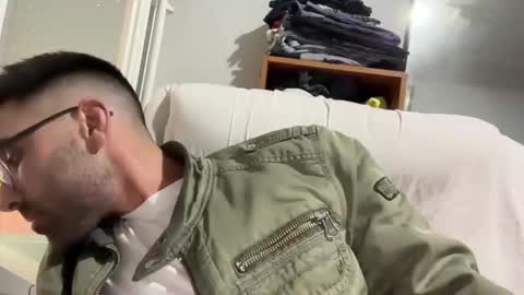 pollabeta online show from October 26, 11:44 am