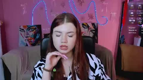 Polly online show from June 30, 7:12 pm