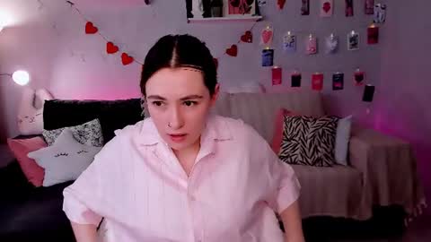Polly online show from June 10, 9:19 am