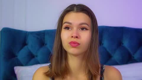 Polly online show from February 3, 6:11 am