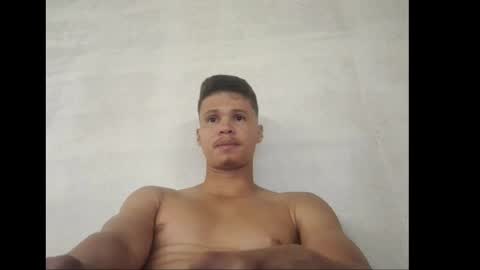 pollyster online show from April 29, 3:44 am