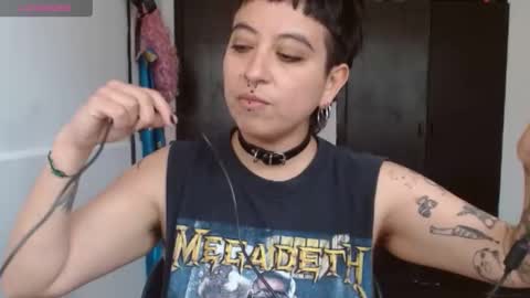 Poly online show from December 5, 1:44 pm