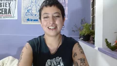 Poly online show from January 7, 2:31 am