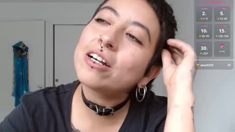 Poly online show from February 25, 6:44 pm