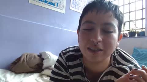 Poly online show from January 1, 6:38 pm