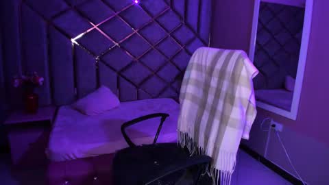 poly sasha  online show from February 13, 5:00 am