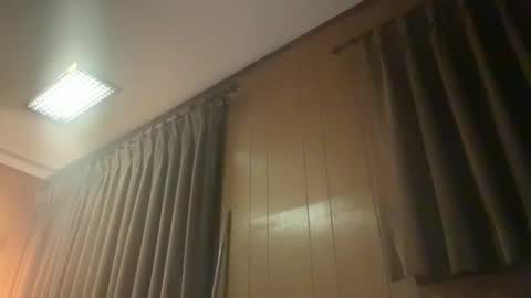 Snapshot of ponchynyc chatting on December 2, 10:13 am PONCH online show from December 2, 10:13 am