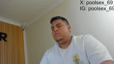 Snapshot of poolsexx_69 chatting on September 15, 1:56 pm poolsexx_69 online show from September 15, 1:56 pm