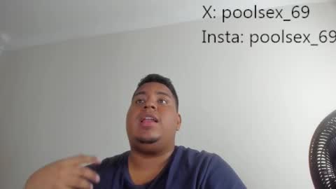 Snapshot of poolsexx_69 chatting on October 14, 7:06 pm poolsexx_69 online show from October 14, 7:06 pm