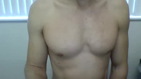 Snapshot of poomplex002 chatting on November 1, 7:40 am TheMan002 online show from November 1, 7:40 am