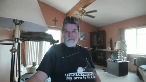 xoxo online show from November 23, 8:29 pm