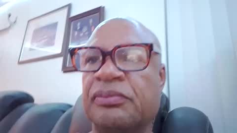 poppabig2025 online show from January 14, 5:48 am