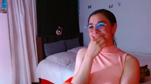 porcelainlux online show from September 23, 4:50 am