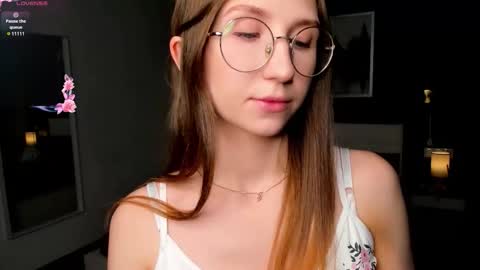 Elizabeth online show from October 30, 7:58 pm