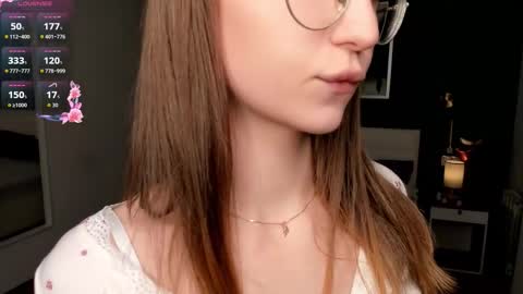 Snapshot of portia_bubbles chatting on September 20, 7:39 pm Elizabeth online show from September 20, 7:39 pm