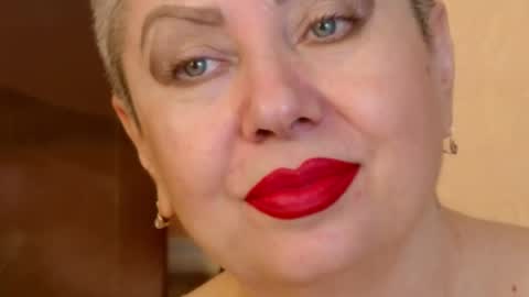 LADY POSH online show from October 23, 9:26 pm