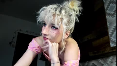 Snapshot of positivevibess chatting on March 7, 4:33 pm positivevibess online show from March 7, 4:33 pm