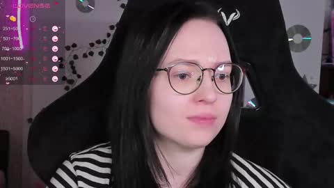 Robyn online show from February 15, 1:10 pm